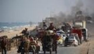 إسرائيل تفتح طريقا جديدا للخروج من مدينة غزة .. و30 قتيلا بالقطاع