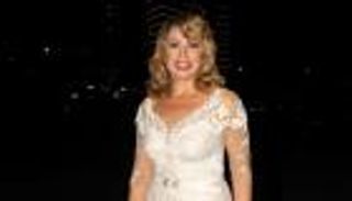 عروس في السبعين.. تفاصيل استعداد إيناس الدغيدي لزفافها الثاني