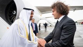 الشيخ محمد بن زايد آل نهيان لدى وصوله جورجيا