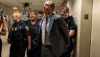 توقيف مسؤولين ديمقراطيين بعد احتجاجات ضد إدارة الهجرة في نيويورك