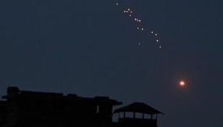 الدفاعات الجوية الأوكرانيا تتصدى لهجوم روسي