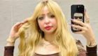 مواد كحولية داخل كرتونة.. تفاصيل توقيف الراقصة بوسي بعد مشاجرة في سهرة خاصة