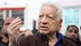 15 ألف جنيه غرامة على مرتضى منصور بعد إدانته بسب وقذف خالد يوسف