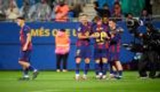 ضربة مزدوجة لبرشلونة قبل موقعة باريس سان جيرمان