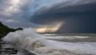 الفلبين تحبس أنفاسها.. إعصار «راجاسا» يهدد بدمار واسع