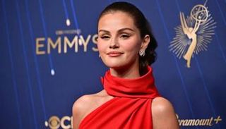 المغنية والممثلة الأمريكية سيلينا غوميز 