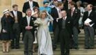 «الليدي ماكبث» و«الساحرة».. كاميلا بعيون ويليام وهاري