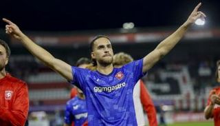 زروقي نجم تفينتي الهولندي