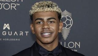 لامين يامال وخوان لابورتا