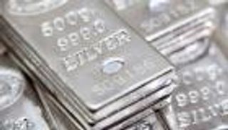 الفضة تقفز لأعلى مستوى في 14 عاماً.. الأوقية تسجل 44 دولاراً