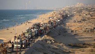 آلاف النازحين من مدينة غزة مع تصعيد العمليات الإسرائيلية