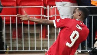 ألكسندر إيزاك 