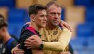 أزمة متجددة.. كيف يتعامل هانز فليك مع غياب غافي عن برشلونة؟