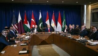 جانب من الاجتماع متعدد الأطراف مع ترامب