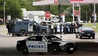 شرطة الهجرة في دالاس