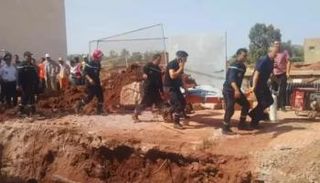 مصرع أشخاص في حفرة صرف صحي بالمغرب