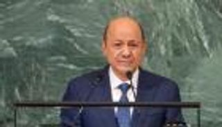 العليمي أمام الأمم المتحدة.. استعداد لـ«تنازلات مؤلمة» وتحذير من استمرار سياسة احتواء الحوثي