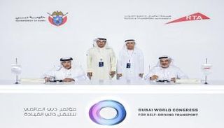 جانب من فعاليات مؤتمر دبي العالمي للتنقل ذاتي القيادة