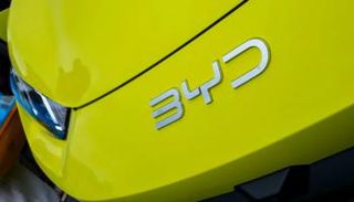 شركة صناعة السيارات الكهربائية الصينية BYD