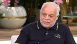 أشرف زكي يغادر نقابة المهن التمثيلية.. «الشيوخ» وجهة محتملة