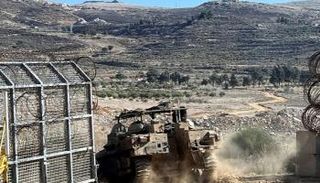 آلية إسرائيلية على الحدود مع سوريا - أرشيفية