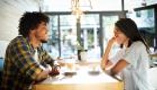 الاستدانة من أجل المواعيد الرومانسية.. ظاهرة بين جيلي زد والألفية