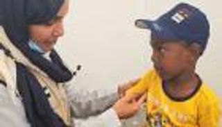 صندوق «نهر الحياة» يقيم مخيما لعلاج الأطفال في اتحاد جزر القمر