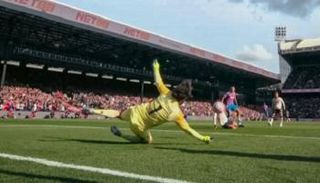 أليسون بيكر