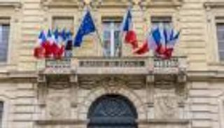 5 أسباب قادت فرنسا إلى الانفجار التاريخي في الدين العام