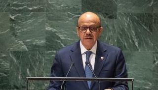  وزير الخارجية البحريني عبداللطيف بن راشد الزياني