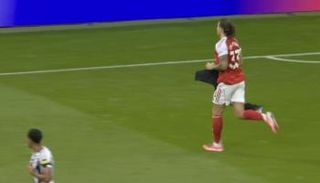 ريكاردو كالافيوري مدافع أرسنال