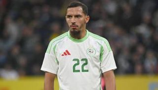 بن ناصر نجم منتخب الجزائر