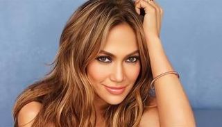 النجمة جينيفر لوبيز 