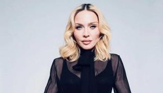 المطربة العالمية مادونا