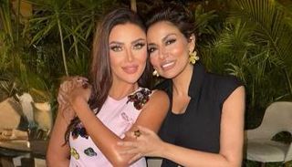 رضوى الشربيني رفقة سارة الطباخ