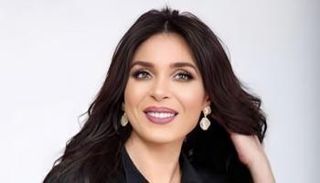 الراقصة دينا