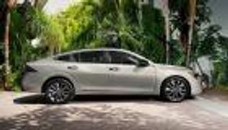 مواصفات نيسان سنترا 2026.. تحديثات شاملة بروح رياضية وذكاء رقمي