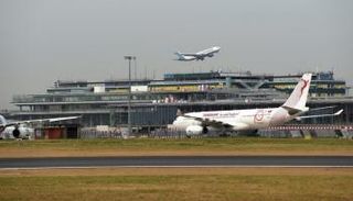 مطار باريس- أرشيفية