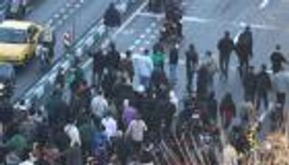 احتجاجات إيران.. 3 قتلى في مواجهات مع الأمن 