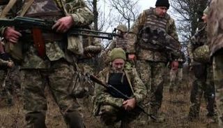 جنود أوكرانيون على الجبهة - أرشيفية