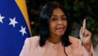 نائبة رئيس فنزويلا تنفي أداء اليمين: مادورو الرئيس الوحيد للبلاد