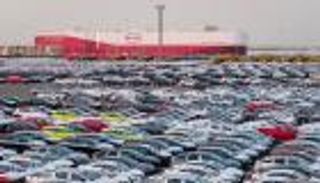 السيارات الكهربائية تقود التحول رغم ركود السوق في 2025