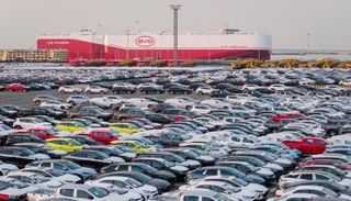 سيارات كهربائية من إنتاج شركة بي واي دي الصينية - أ ف ب