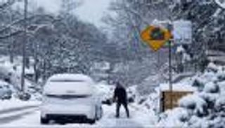 برد غير مسبوق.. مدينة كندية تسجل &lrm;55.7&lrm; درجة مئوية تحت الصفر