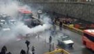 9 موجات خلال ربع قرن.. تاريخ الاحتجاجات في إيران