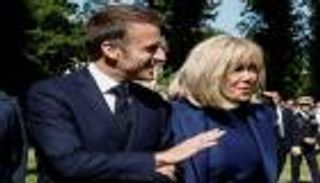 &laquo;التحرش الإلكتروني&raquo; بزوجة ماكرون.. محكمة فرنسية تدين 10 أشخاص