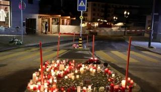 نصب لضحايا حريق منتجع كران مونتانا