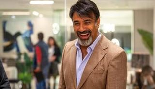 الفنان خالد أمين