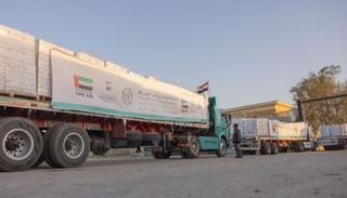 قافلة المساعدات الإنسانية الإماراتية رقم 272