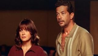 مشهد من مسلسل سنجل ماذر فاذر